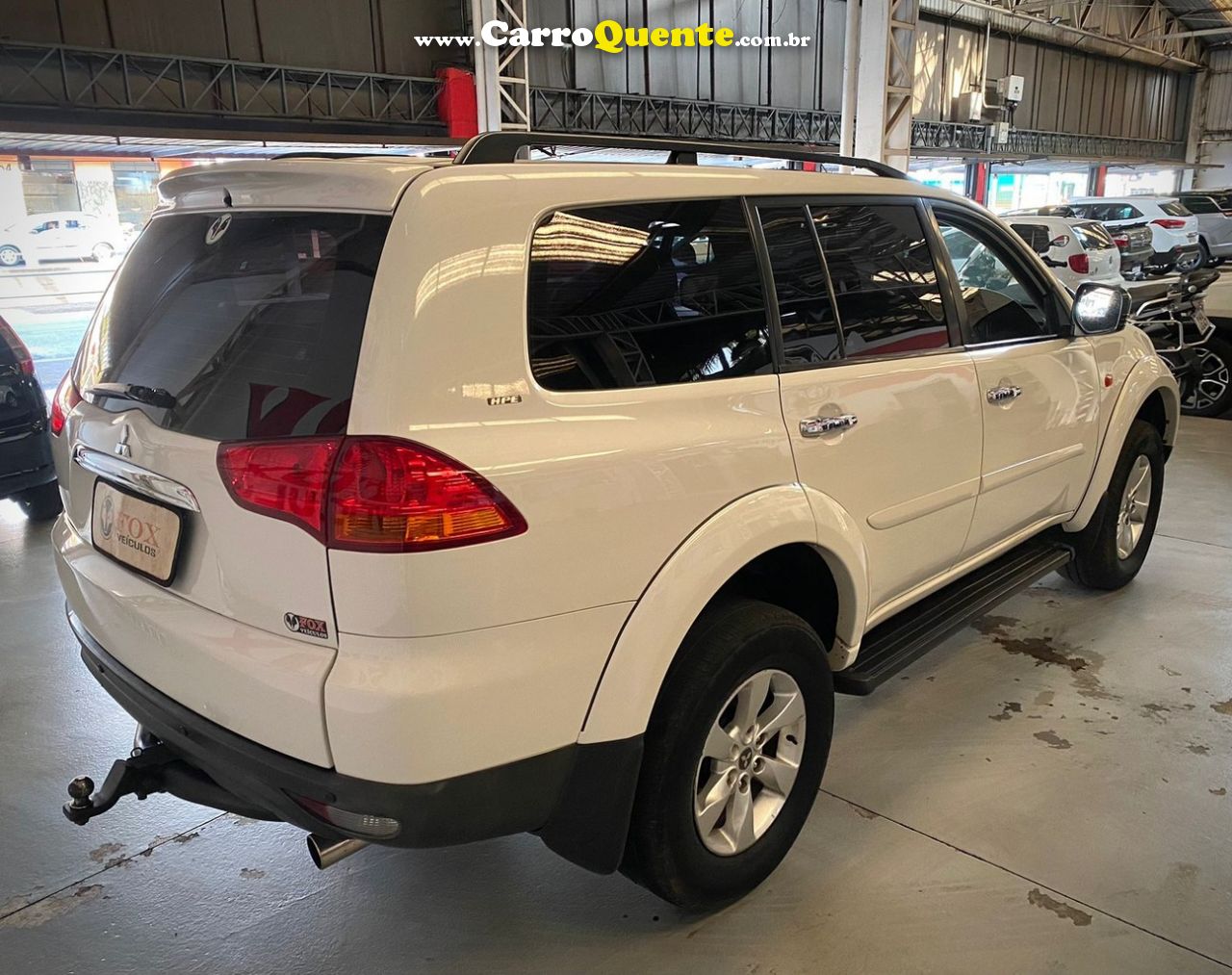 MITSUBISHI PAJERO DAKAR 3.5 HPE 7 LUGARES 4X4 V6 24V - Loja