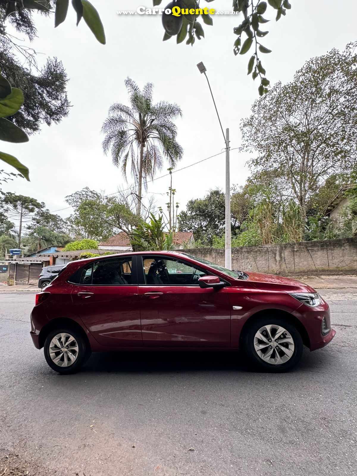 Chevrolet Onix LT 1.0 Flex Completo 2023 - Loja