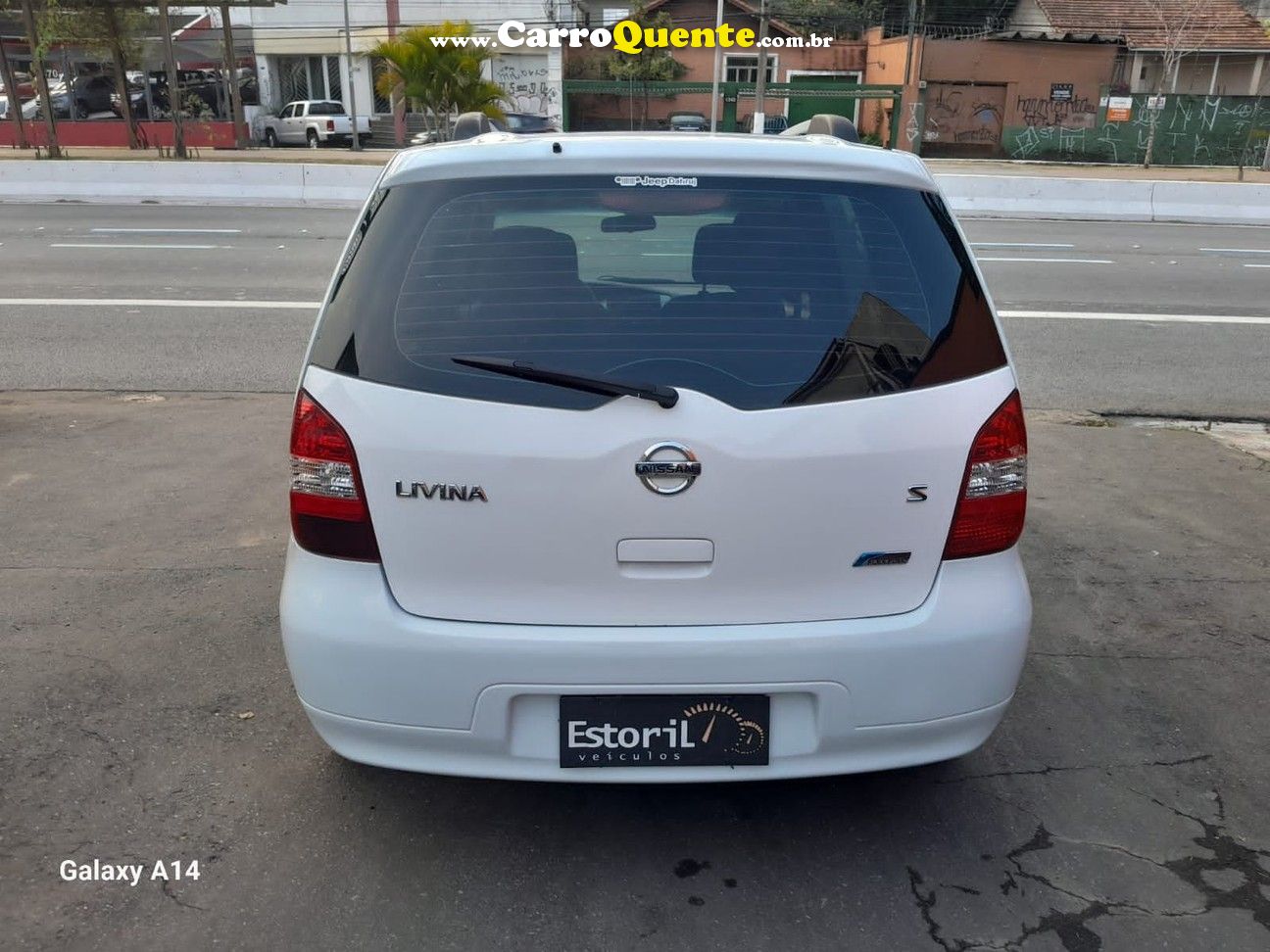 NISSAN LIVINA 1.8 S 16V - Loja