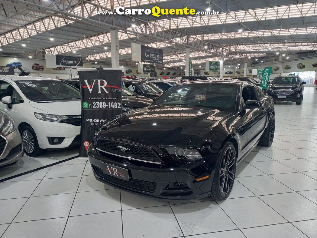 FORD MUSTANG 3.7 COUPE V6 4V TI-VCT UNICO DONO MUITO NOVO!! - Loja