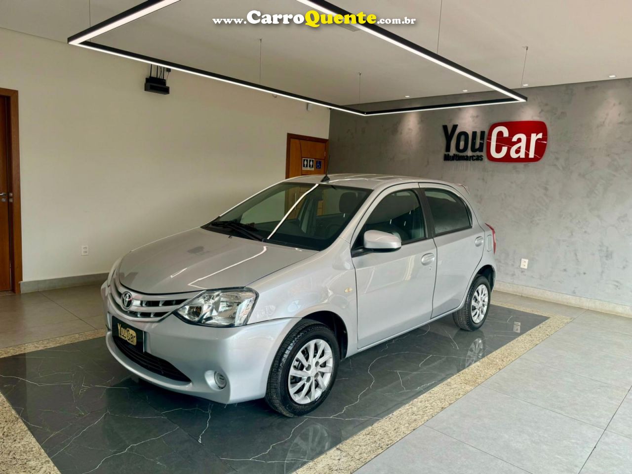 TOYOTA   ETIOS X 1.3 FLEX 16V 5P MEC.   PRATA 2017 1.3 FLEX - Loja