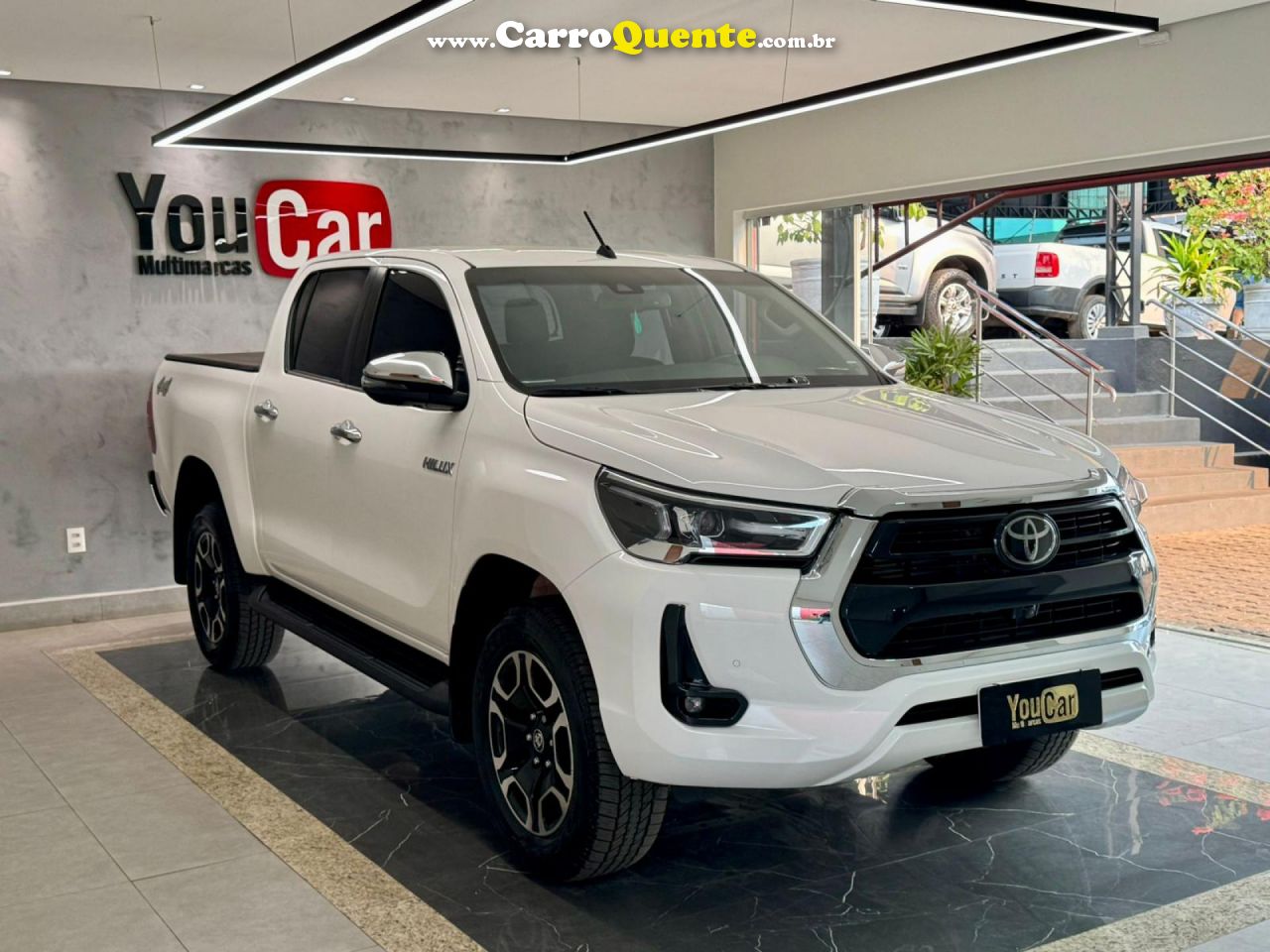 TOYOTA   HILUX CD SRX 4X4 2.8 TDI 16V DIESEL AUT.   BRANCO 2024 2.8 DIESEL - Loja