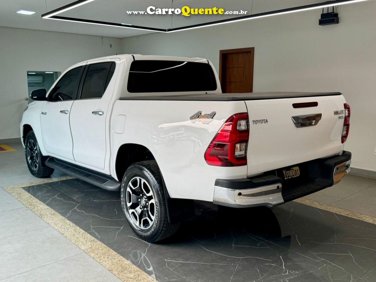 TOYOTA   HILUX CD SRX 4X4 2.8 TDI 16V DIESEL AUT.   BRANCO 2024 2.8 DIESEL - Loja