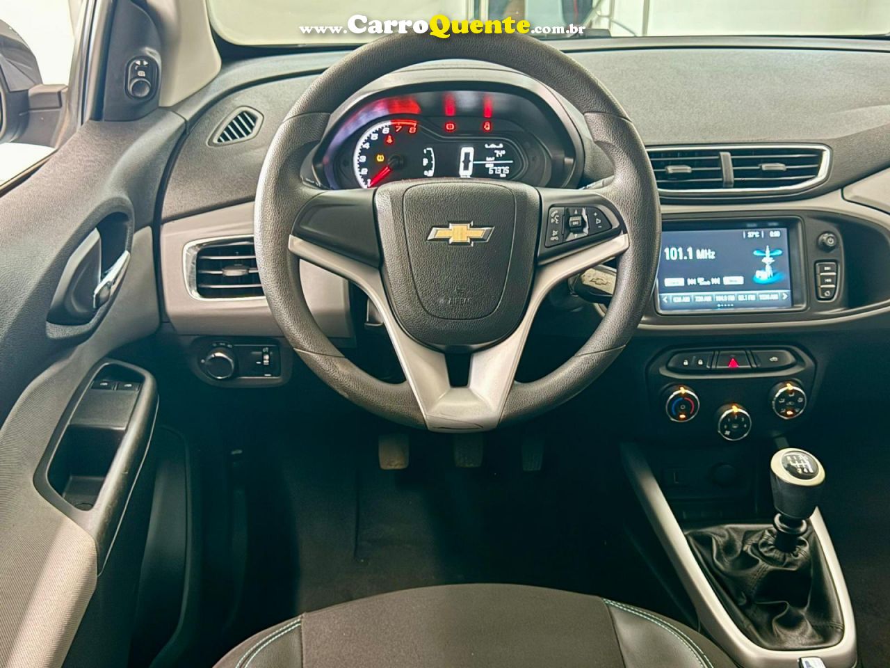 CHEVROLET   ONIX HATCH LT 1.4 8V FLEXPOWER 5P AUT.   PRETO 2019 1.4 FLEX - Loja