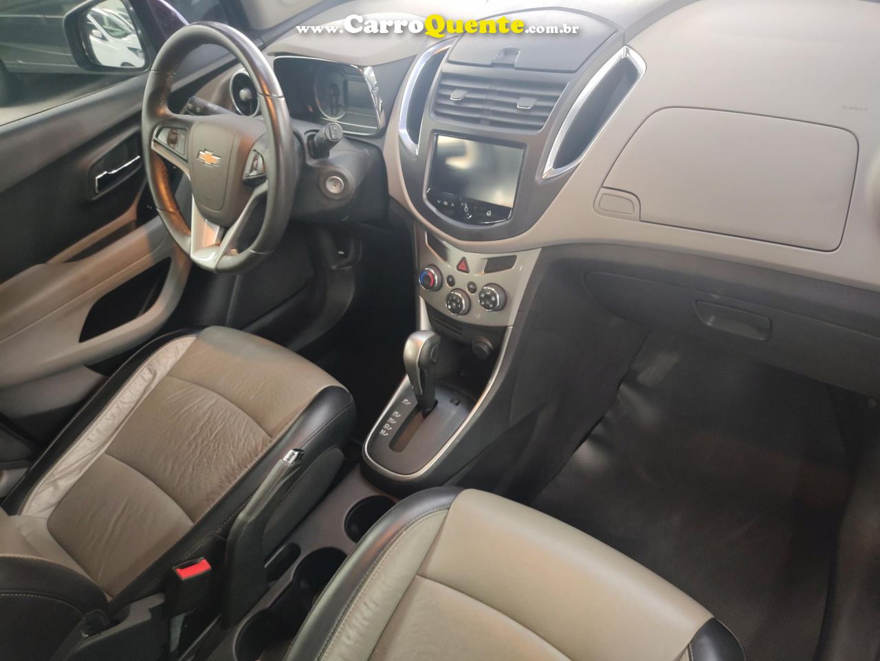 CHEVROLET   TRACKER LTZ 1.8 16V FLEX 4X2 AUT.   VERMELHO 2014 1.8 FLEX - Loja