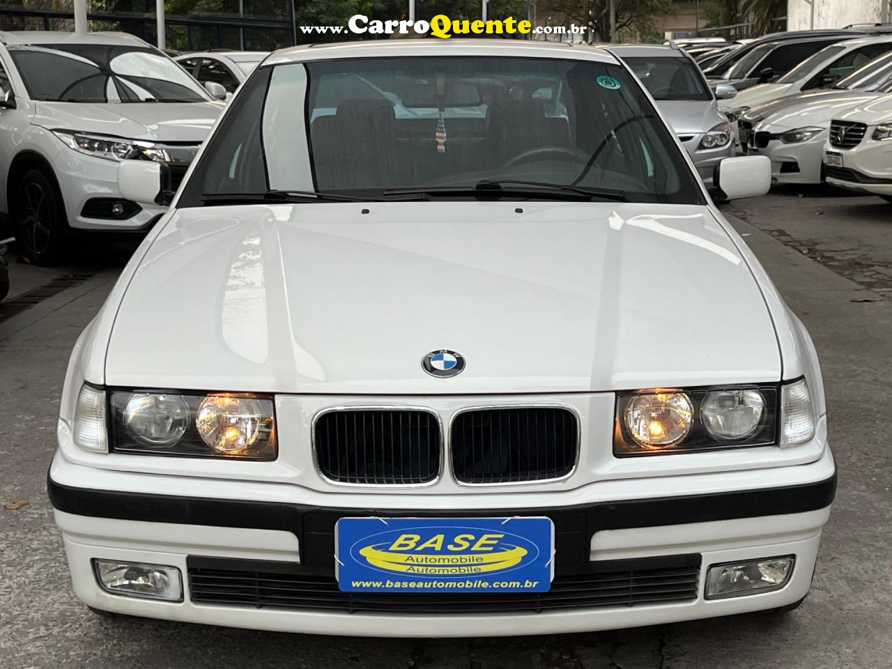 BMW   325I   BRANCO 1995 2.5 GASOLINA - Loja