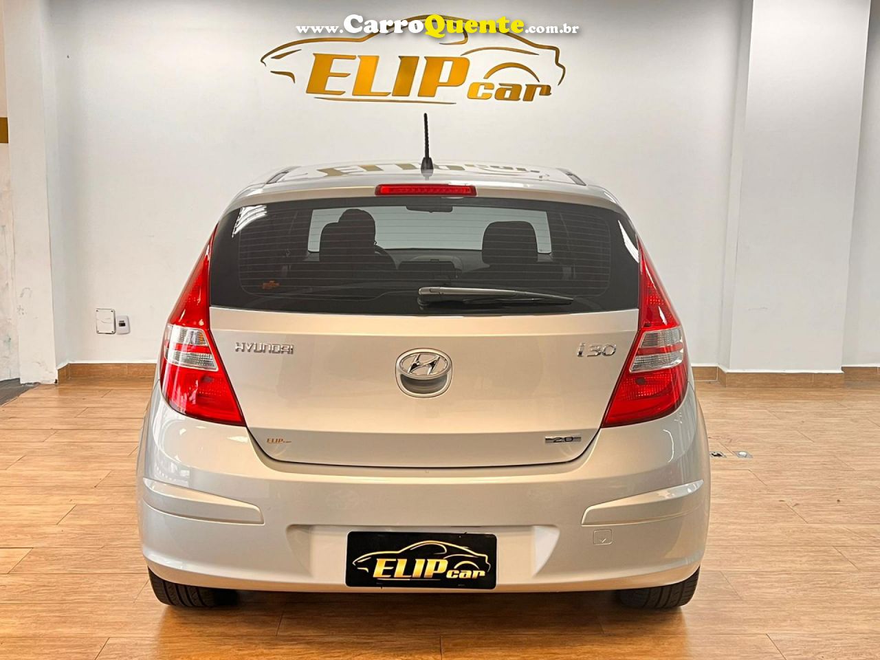 HYUNDAI   I30 2.0 16V 145CV 5P MEC.   PRATA 2011 2.0 GASOLINA - Loja