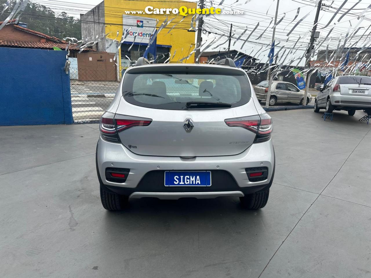 RENAULT   SANDERO SZE 1.6 MT   PRATA 2022 1.6 FLEX - Loja