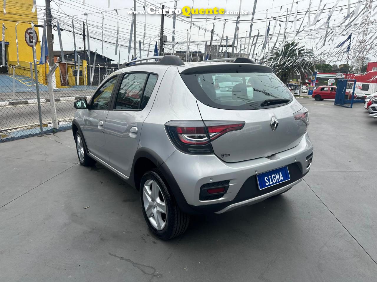 RENAULT   SANDERO SZE 1.6 MT   PRATA 2022 1.6 FLEX - Loja