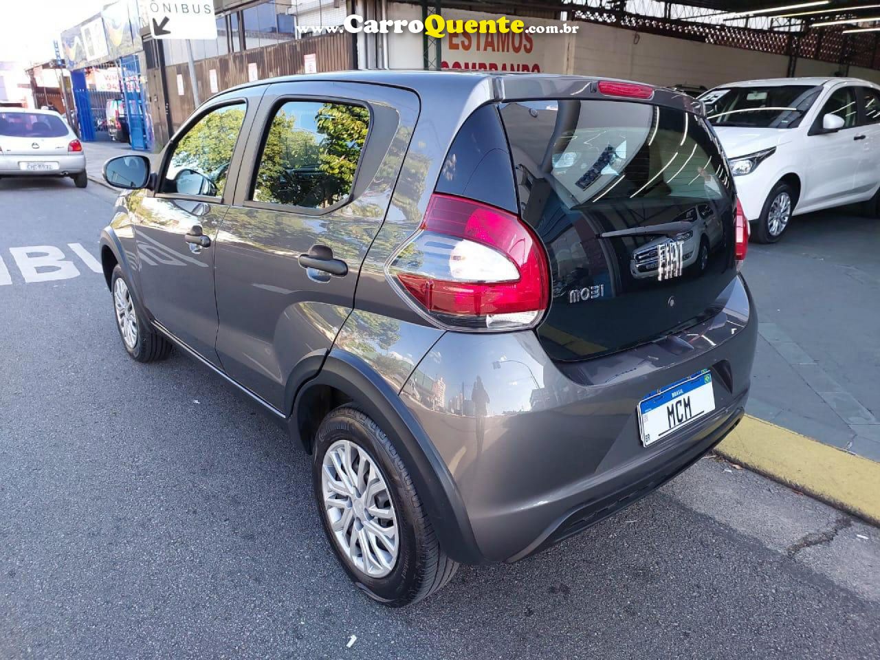 FIAT   MOBI LIKE 1.0 FIRE FLEX 5P.   CINZA 2023 1.0 FLEX - Loja