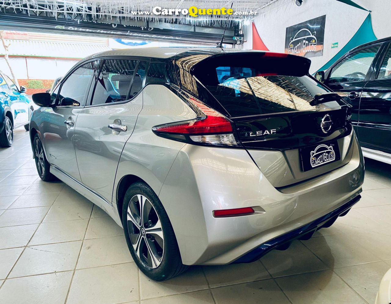 NISSAN   LEAF AUT. (ELÉTRICO)   PRATA 2022 . ELÉTRICO - Loja