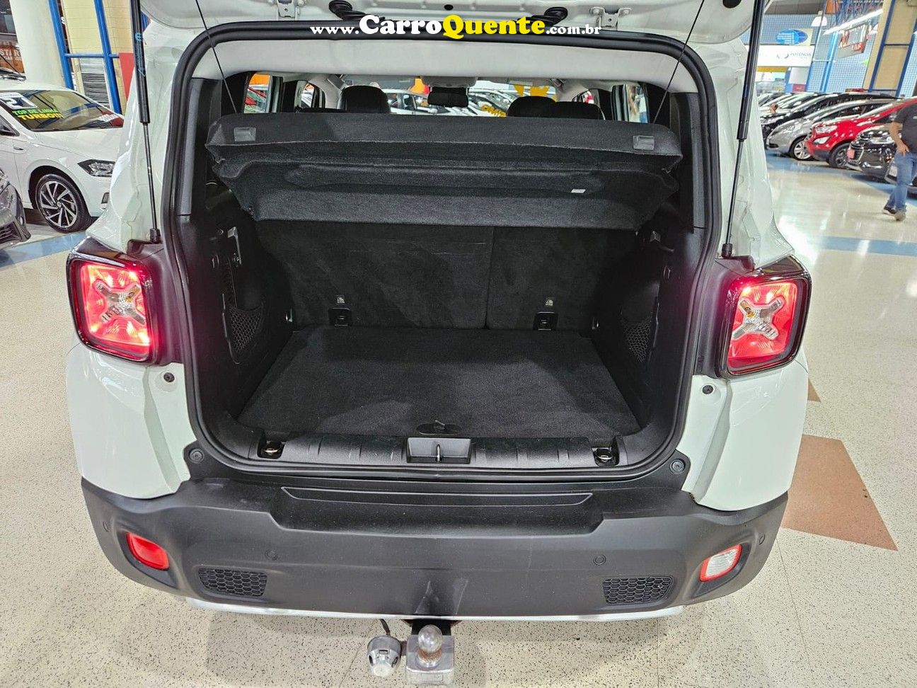 JEEP RENEGADE 1.8 LIMITED * C/ Rodas Aro 20 * - Loja