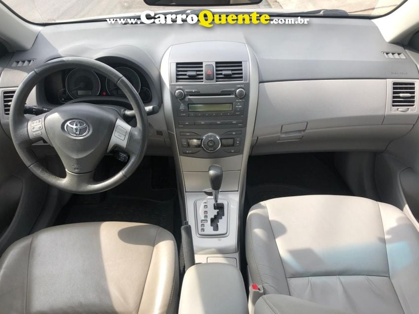 Toyota COROLLA 1.8 XEI 16V FLEX 4P AUTOMÁTICO - Loja