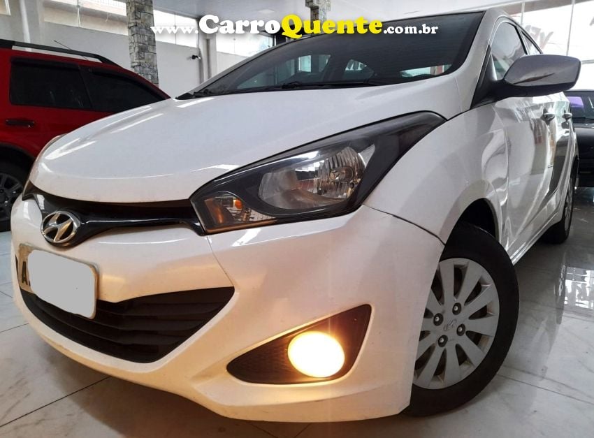 Hyundai HB20S 1.0 COMFORT PLUS 12V FLEX 4P MANUAL - Loja