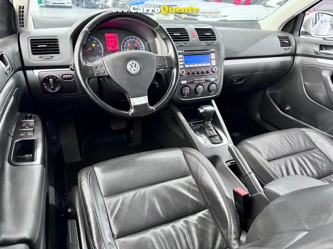 VOLKSWAGEN JETTA 2.5 I 20V 170CV - Loja