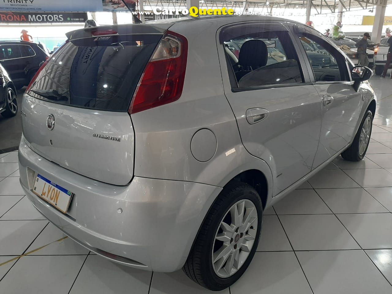 FIAT PUNTO 1.4 ATTRACTIVE 8V - Loja