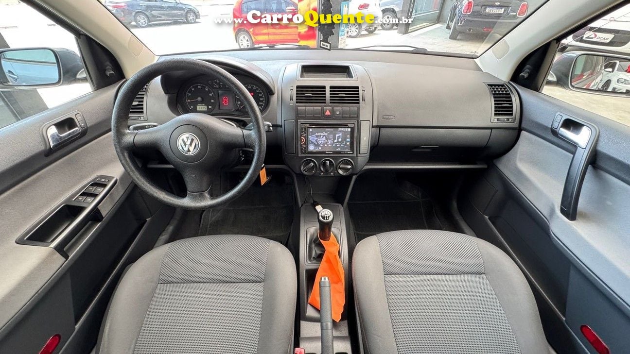 VOLKSWAGEN POLO 1.6 MI 8V TOTAL - Loja