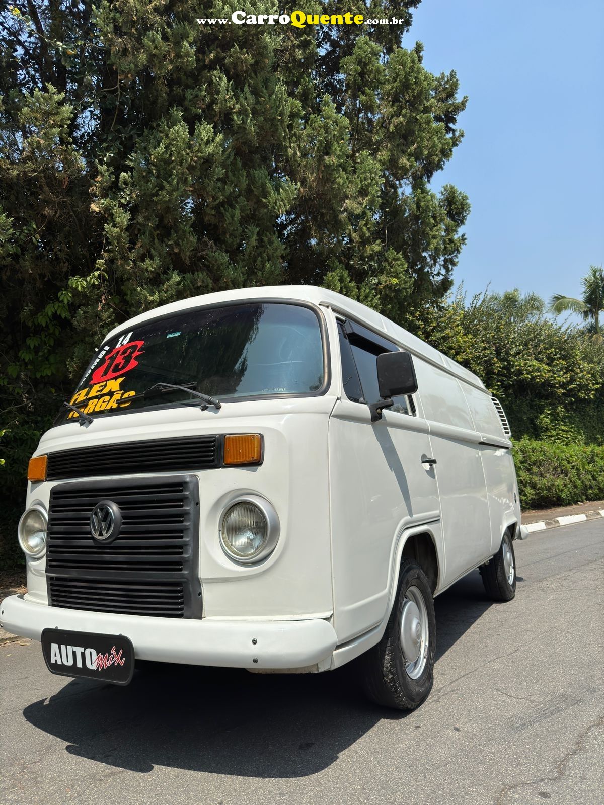 VOLKSWAGEN KOMBI 1.4 MI FURGÃO 8V - Loja