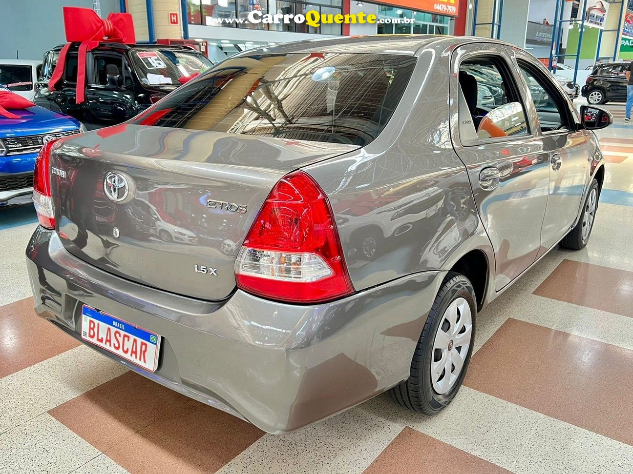 TOYOTA ETIOS 1.5 X SEDAN 16V - Loja