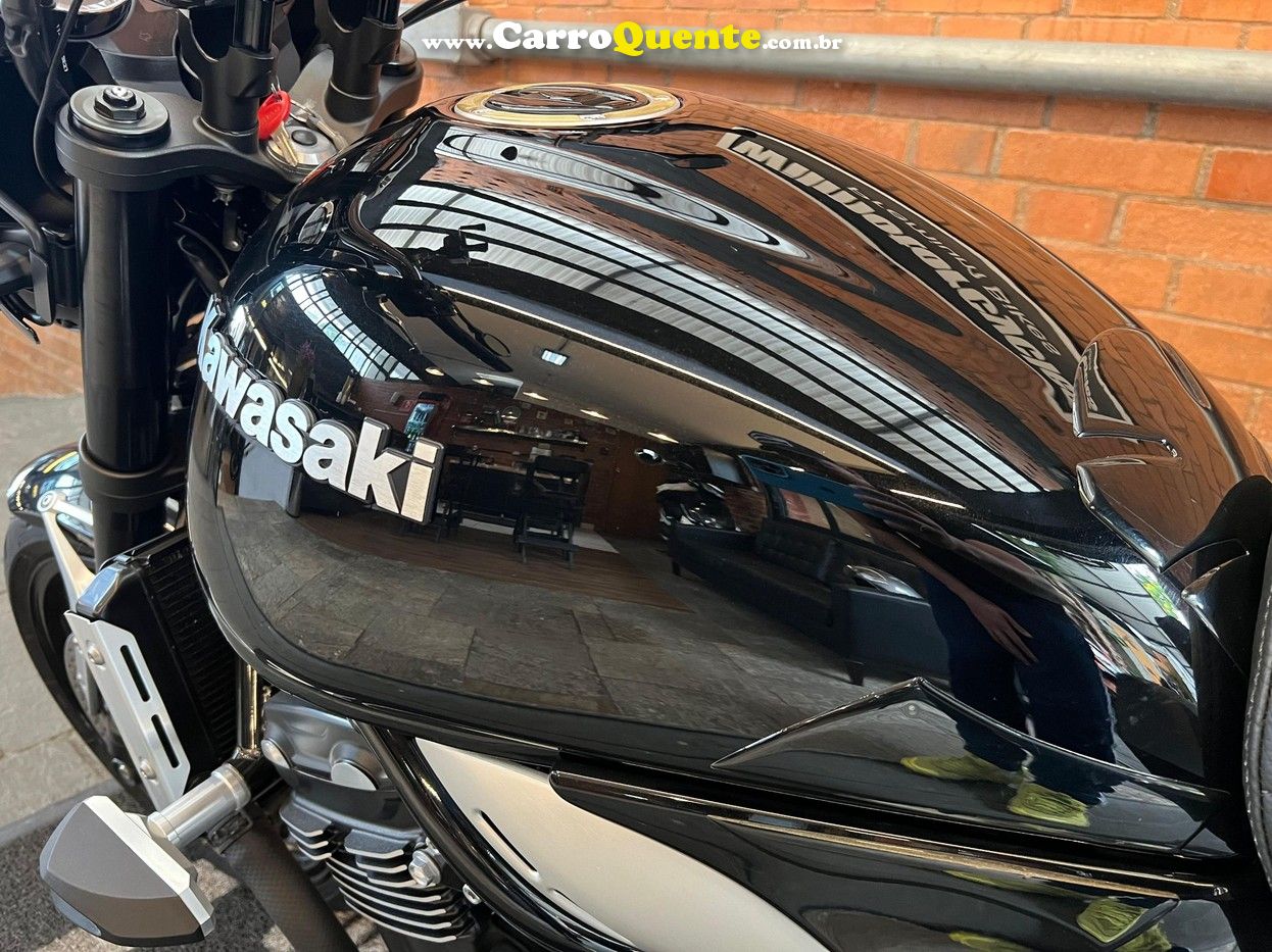 KAWASAKI Z900RS  - Loja