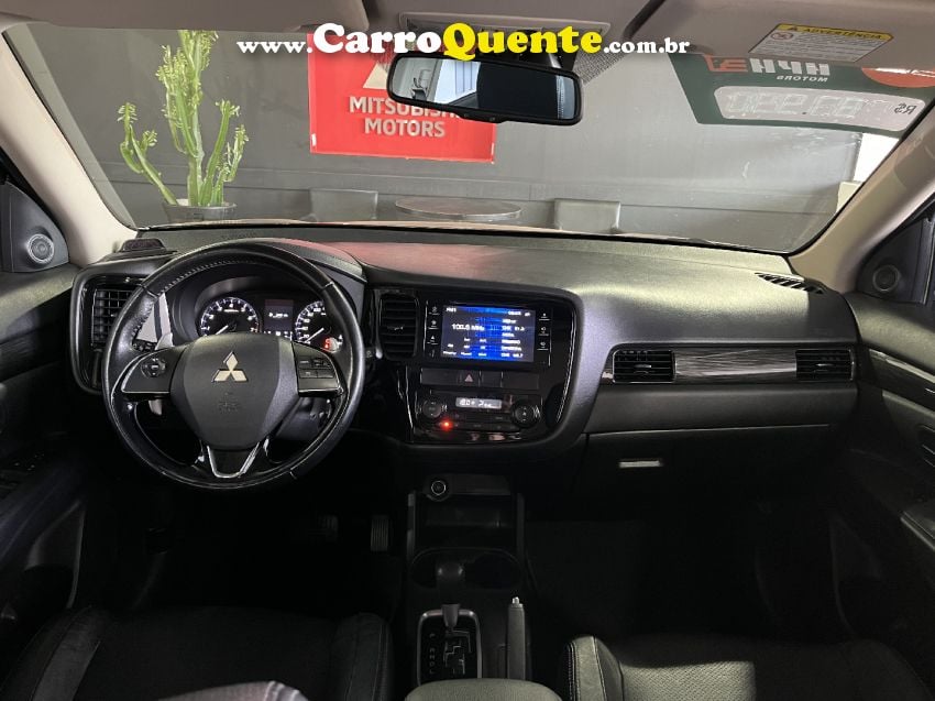 Mitsubishi OUTLANDER 2.0 16V GASOLINA 4P AUTOMÁTICO - Loja