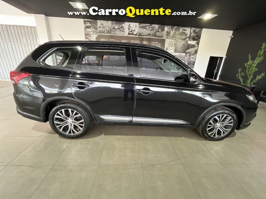 Mitsubishi OUTLANDER 2.0 16V GASOLINA 4P AUTOMÁTICO - Loja