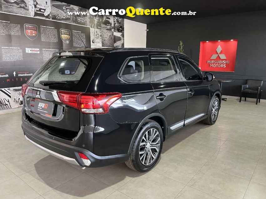 Mitsubishi OUTLANDER 2.0 16V GASOLINA 4P AUTOMÁTICO - Loja