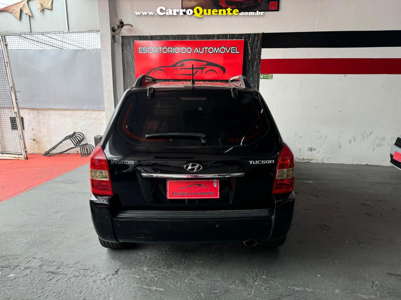 HYUNDAI   SANTA FE GLS 2.7 V6 4X4TIPTRONIC   PRETO 2010 2.0 GASOLINA - Loja