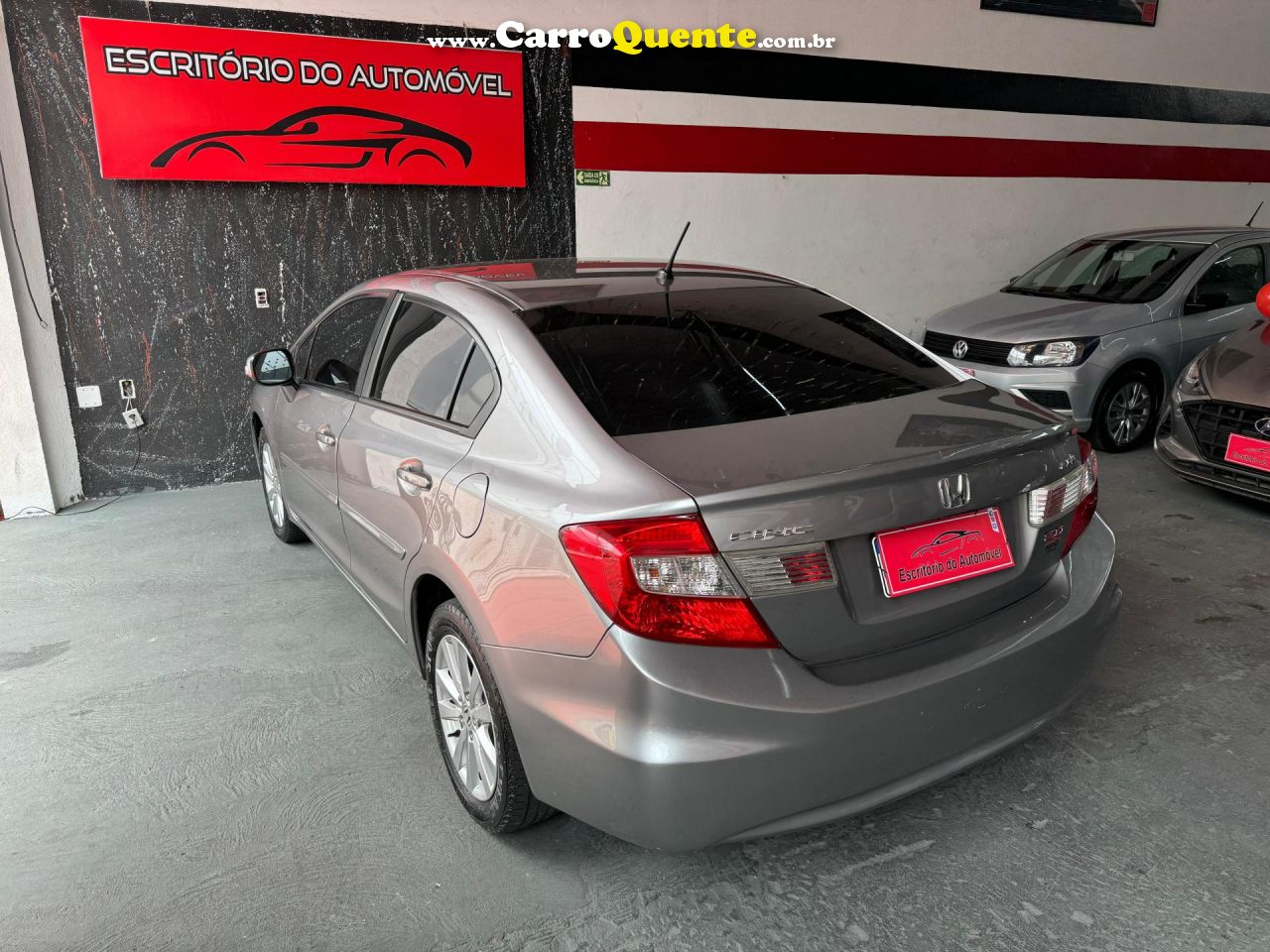 HONDA   CIVIC SEDAN LXR 2.0 FLEXONE 16V AUT. 4P   CINZA 2014 2.0 GASOLINA - Loja