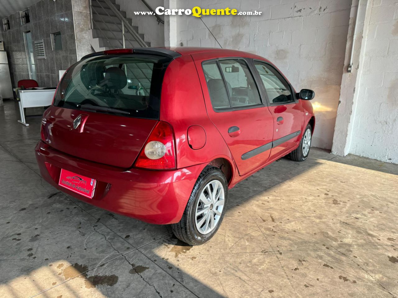 RENAULT   CLIO HI-FLEX 1.0 16V 5P   VERMELHO 2011 1.0 GASOLINA - Loja