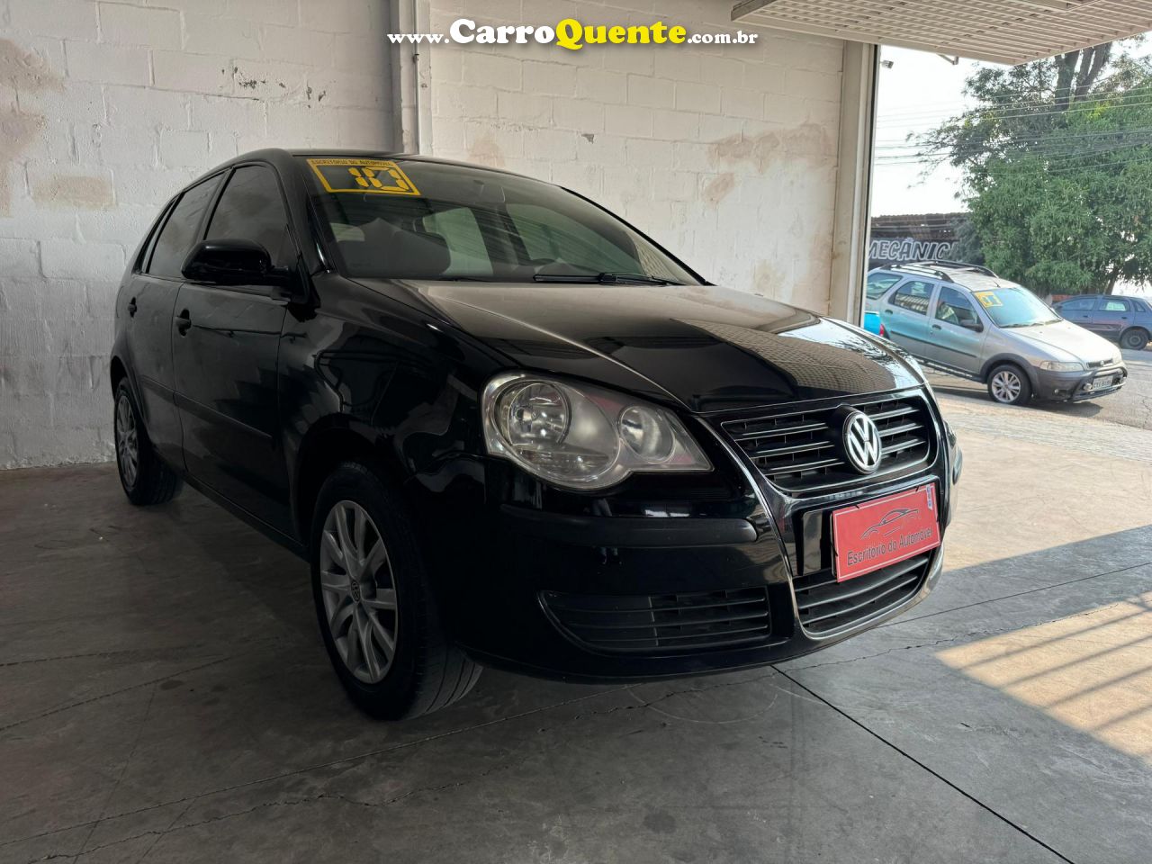 VOLKSWAGEN   POLO 1.6 MIS.OURO 1.6 MI TOT.FLEX 8V 5P   PRETO 2010 1.6 GASOLINA - Loja