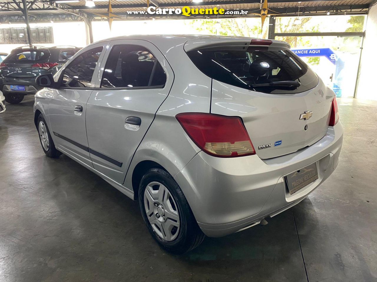 CHEVROLET   ONIX HATCH JOY 1.0 8V FLEX 5P MEC.   PRATA 2018 1.0 FLEX - Loja