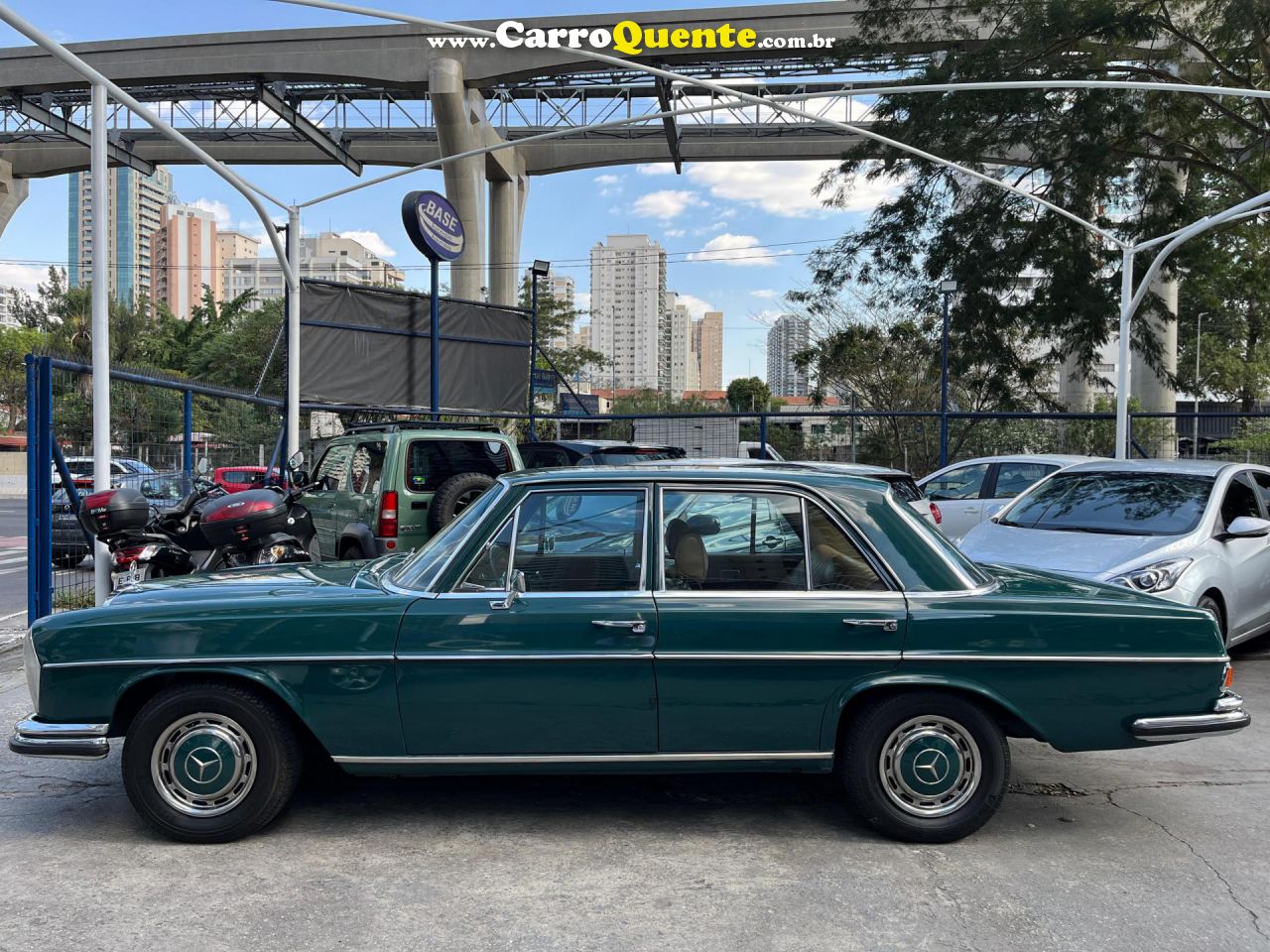 MERCEDES-BENZ   280S   VERDE 1972 2.8 GASOLINA - Loja