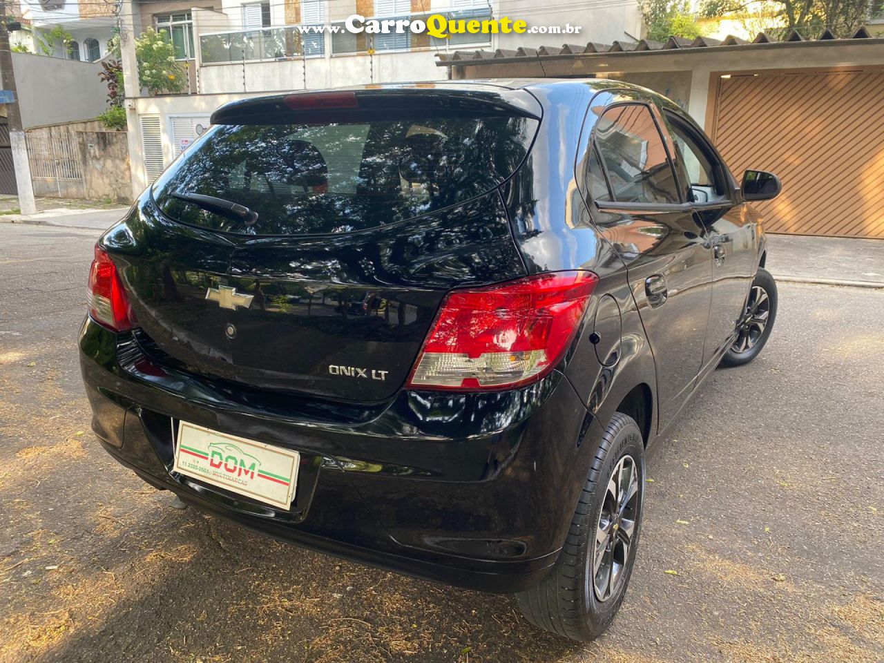 CHEVROLET   ONIX HATCH LT 1.0 8V FLEXPOWER 5P MEC.   PRETO 2013 1.0 FLEX - Loja