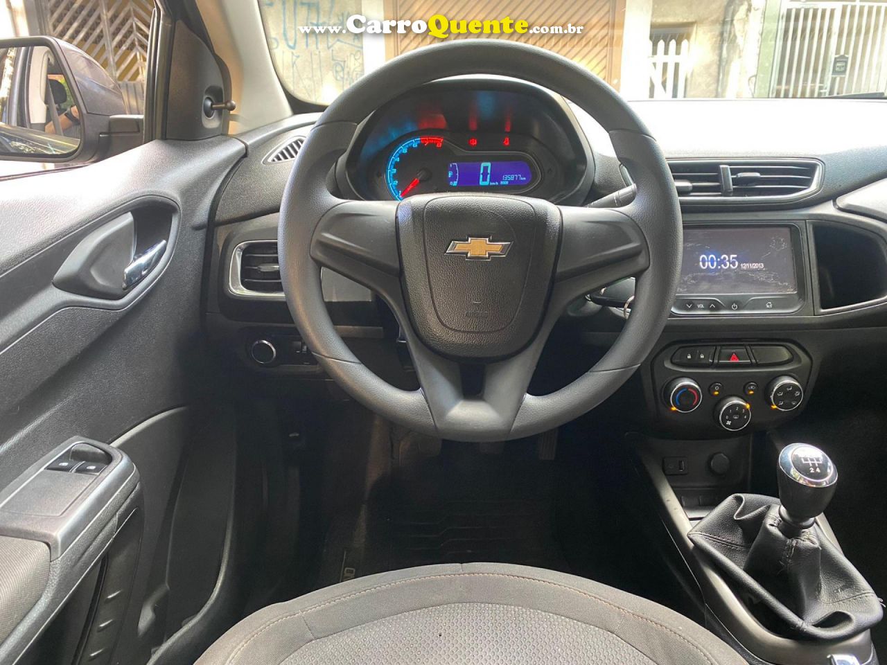 CHEVROLET   ONIX HATCH LT 1.0 8V FLEXPOWER 5P MEC.   PRETO 2013 1.0 FLEX - Loja