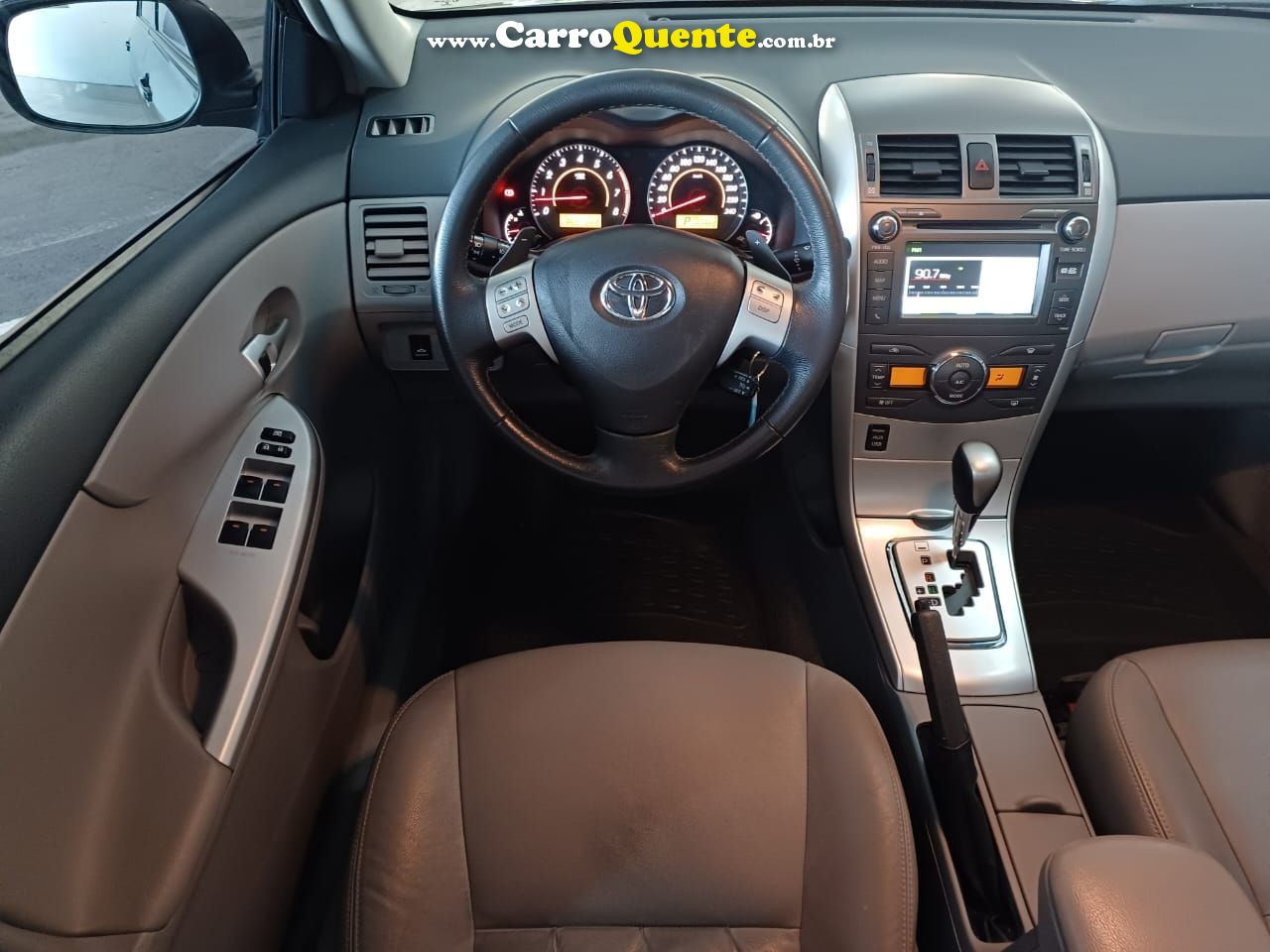 TOYOTA COROLLA 2.0 XEI 16V - Loja