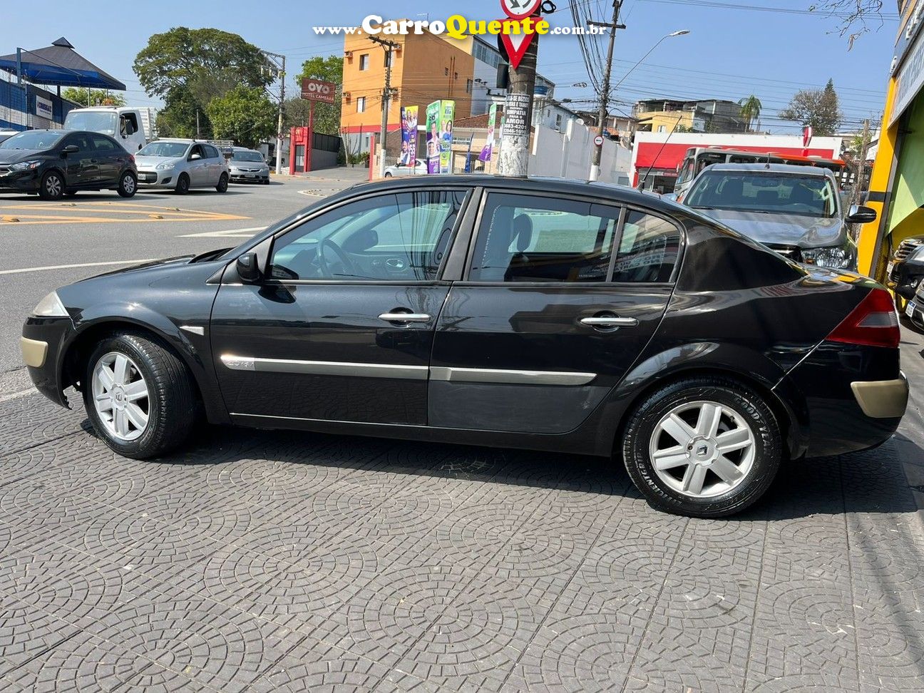 RENAULT MEGANE 2.0 DYNAMIQUE SEDAN 16V 2008 - Loja