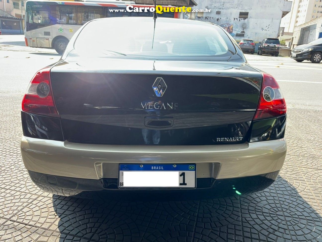 RENAULT MEGANE 2.0 DYNAMIQUE SEDAN 16V 2008 - Loja