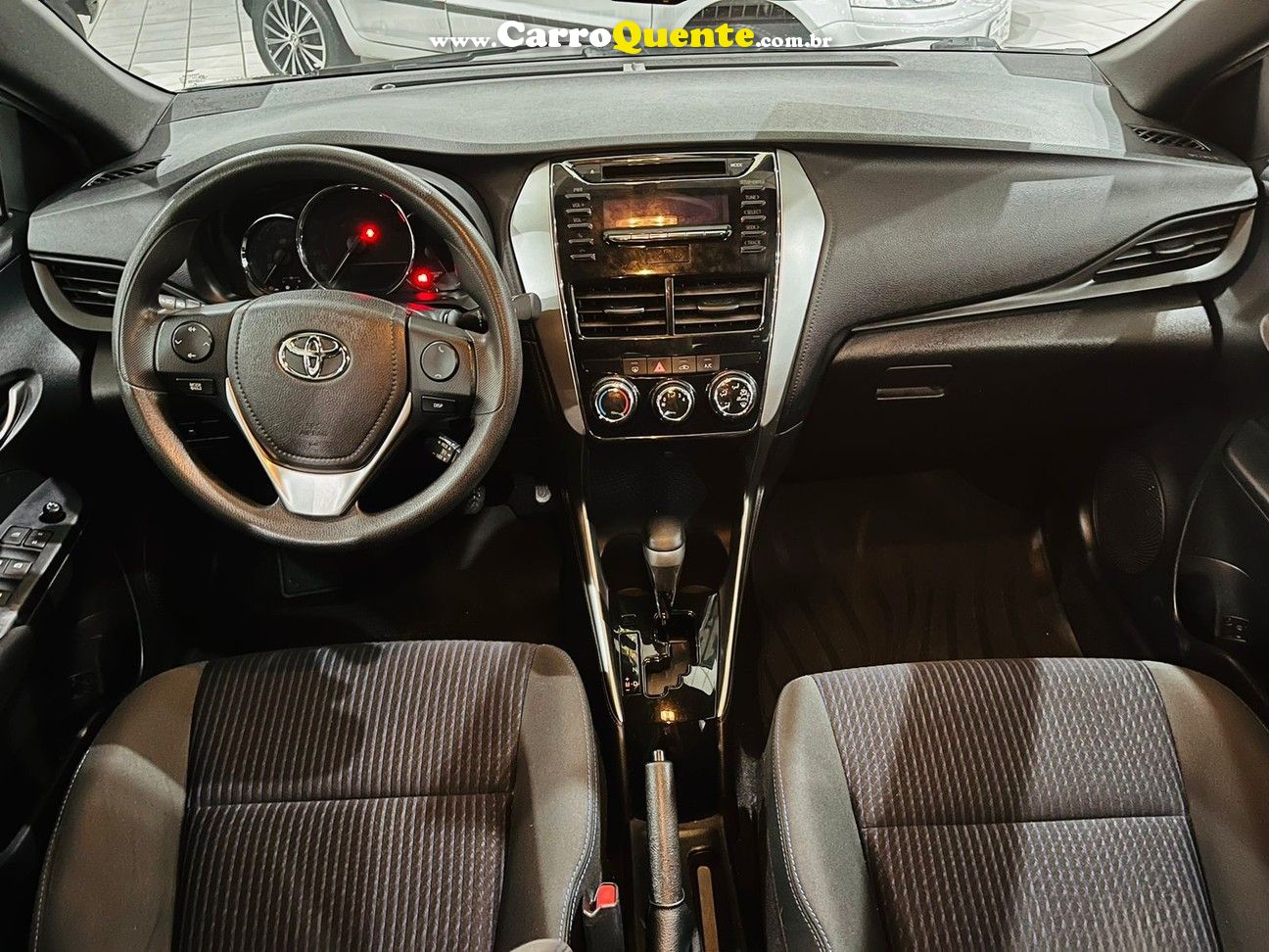 TOYOTA ETIOS 1.3 X 16V - Loja