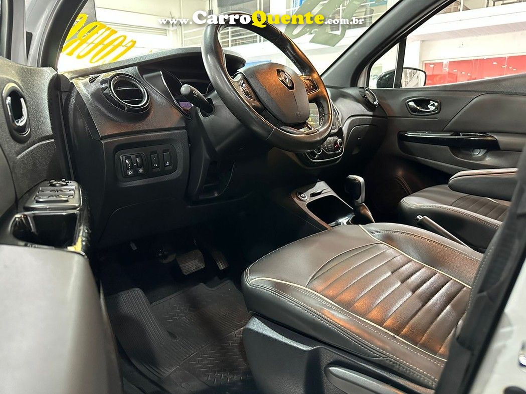 Captur Intense 2.0 Flex 2020 - Bancos em Couro - Loja