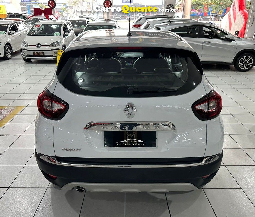 Captur Intense 2.0 Flex 2020 - Bancos em Couro - Loja