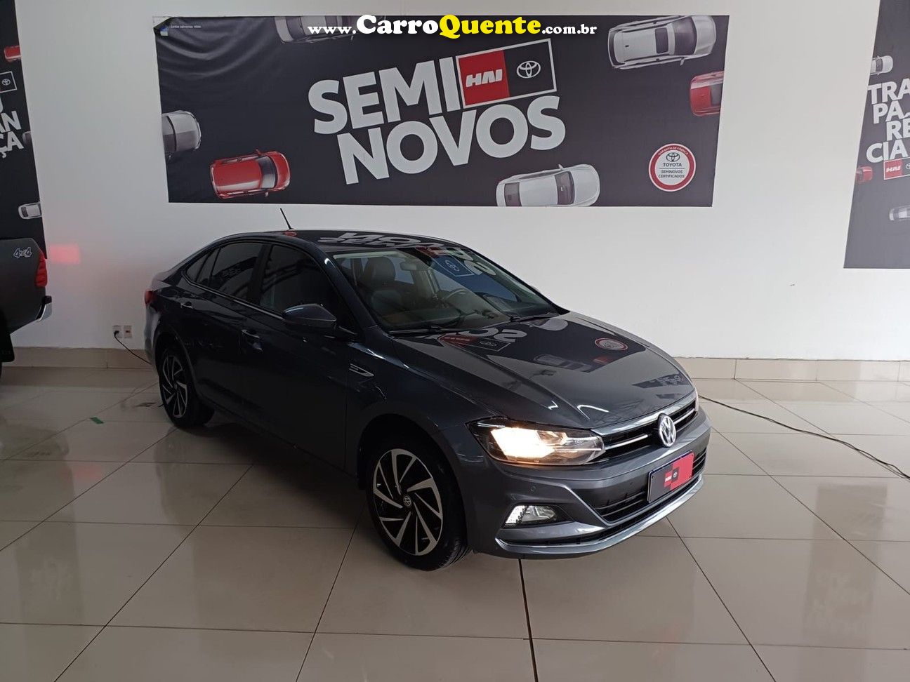 VOLKSWAGEN VIRTUS 1.0 200 TSI HIGHLINE - Loja