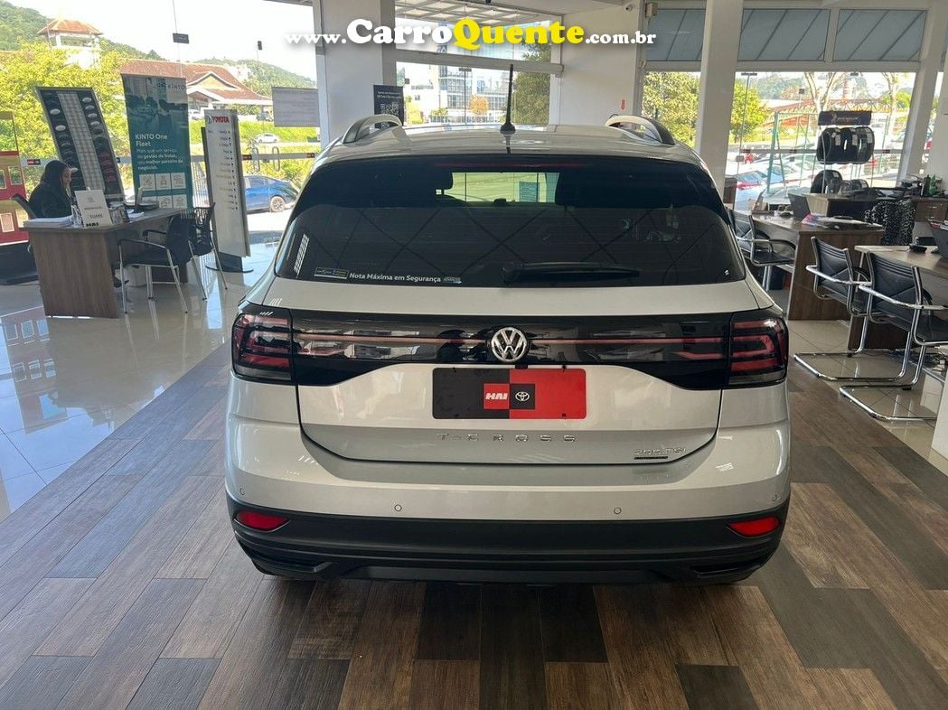 VOLKSWAGEN T-CROSS 1.0 200 TSI - Loja