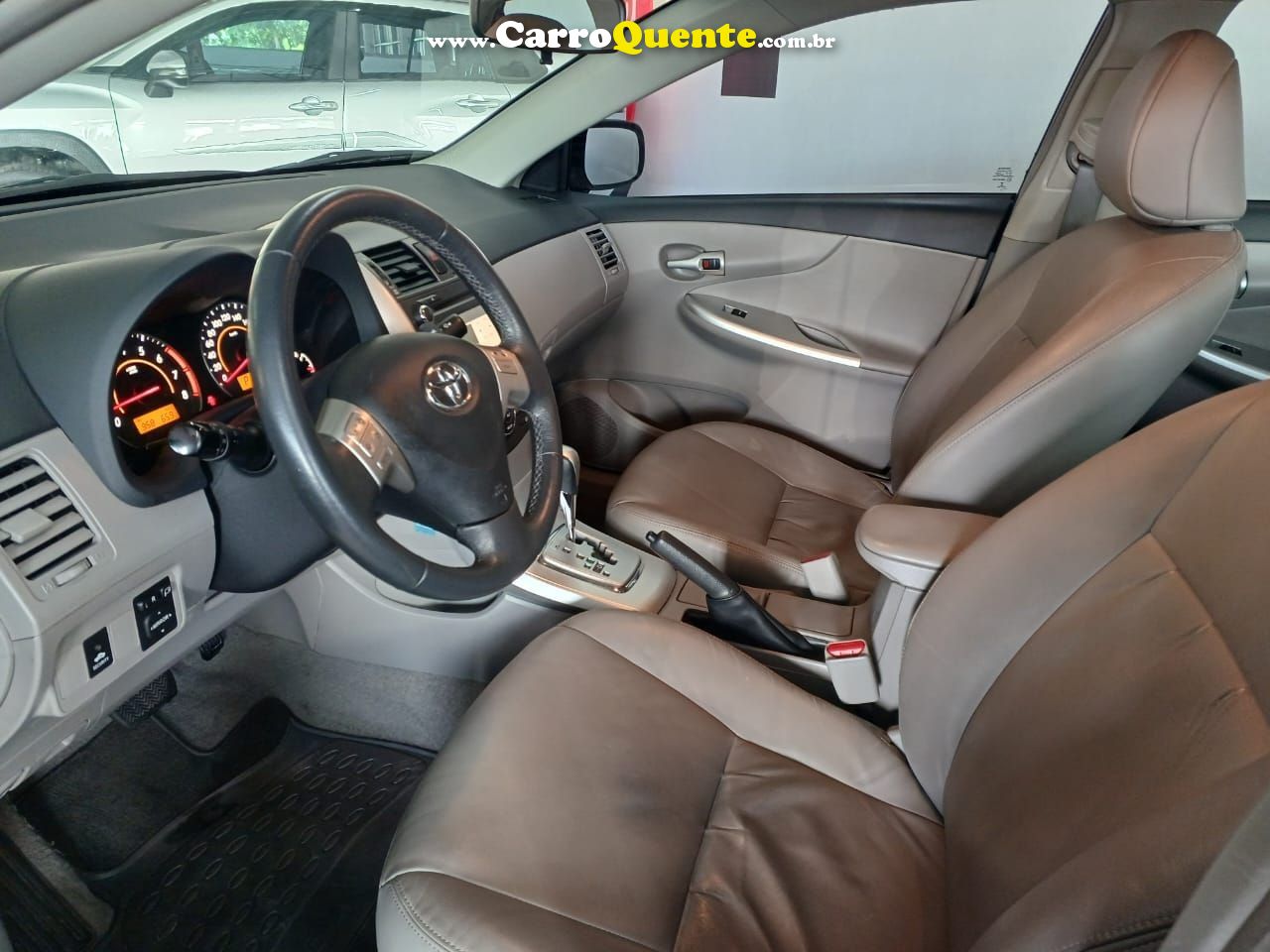 TOYOTA COROLLA 2.0 XEI 16V - Loja