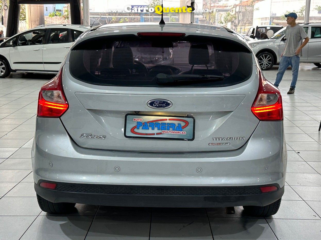 FORD FOCUS 2.0 TITANIUM PLUS HATCH 16V - Loja