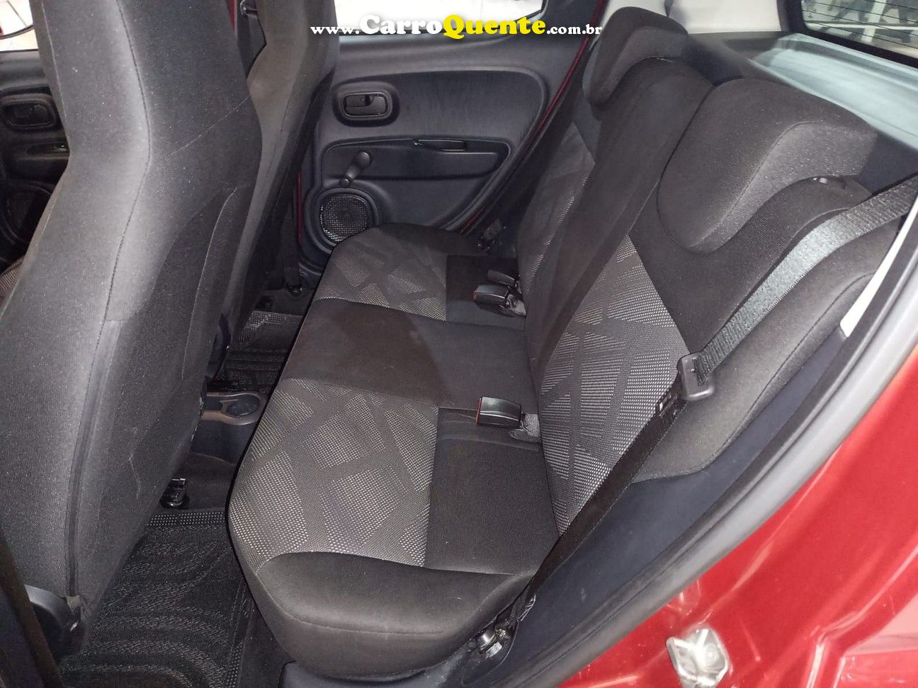 FIAT MOBI 1.0 8V EVO LIKE. - Loja