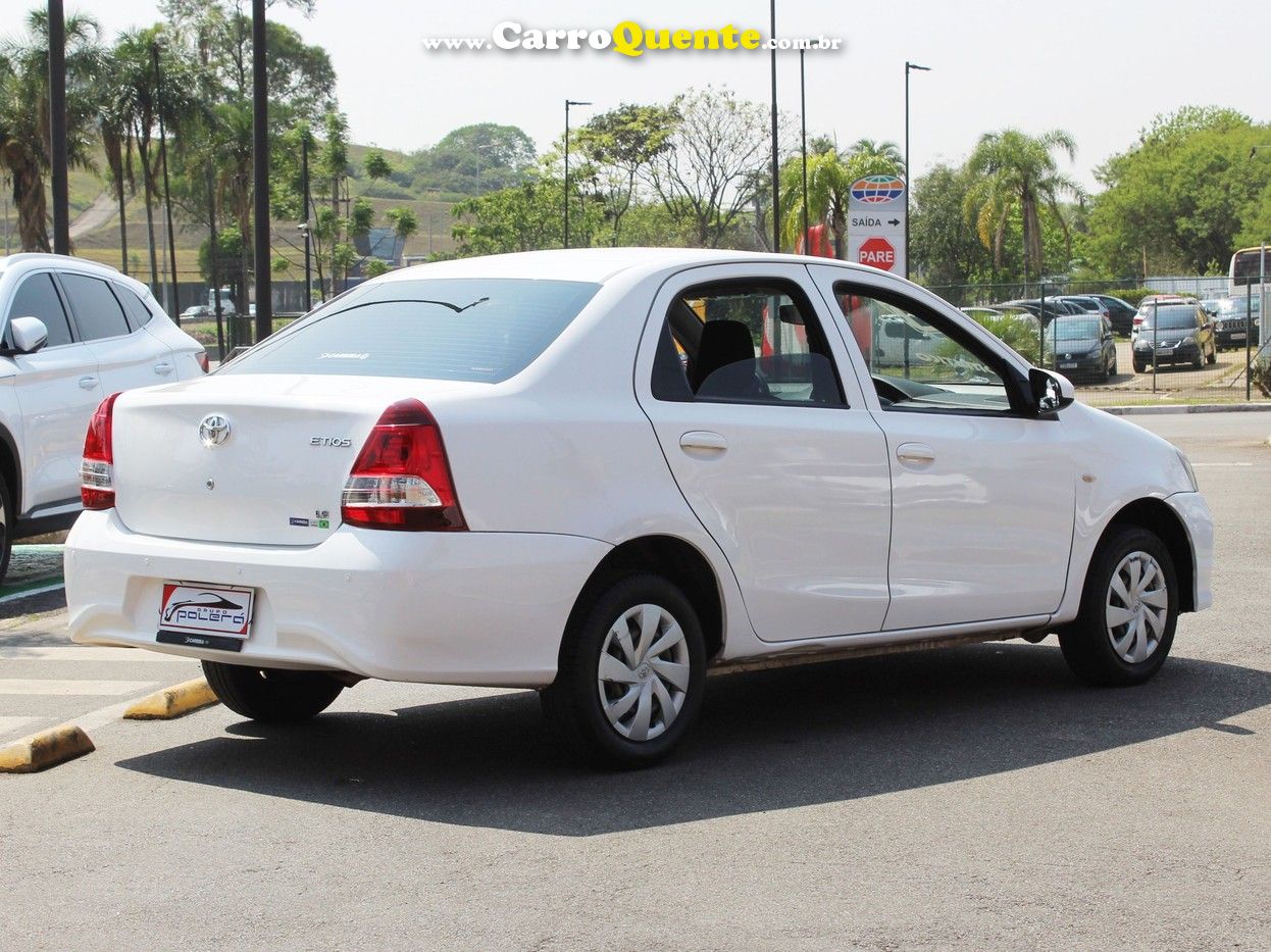 TOYOTA ETIOS 1.5 X SEDAN 16V - Loja