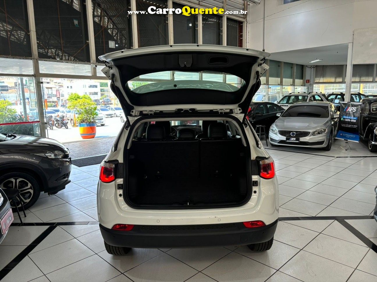 Jeep Compass 2.0 Longitude 16v Flex Automático Só 68.800 Km - Loja