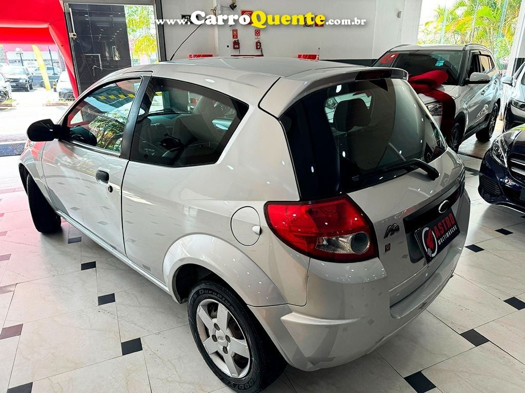 FORD KA GL 1.0 - Loja