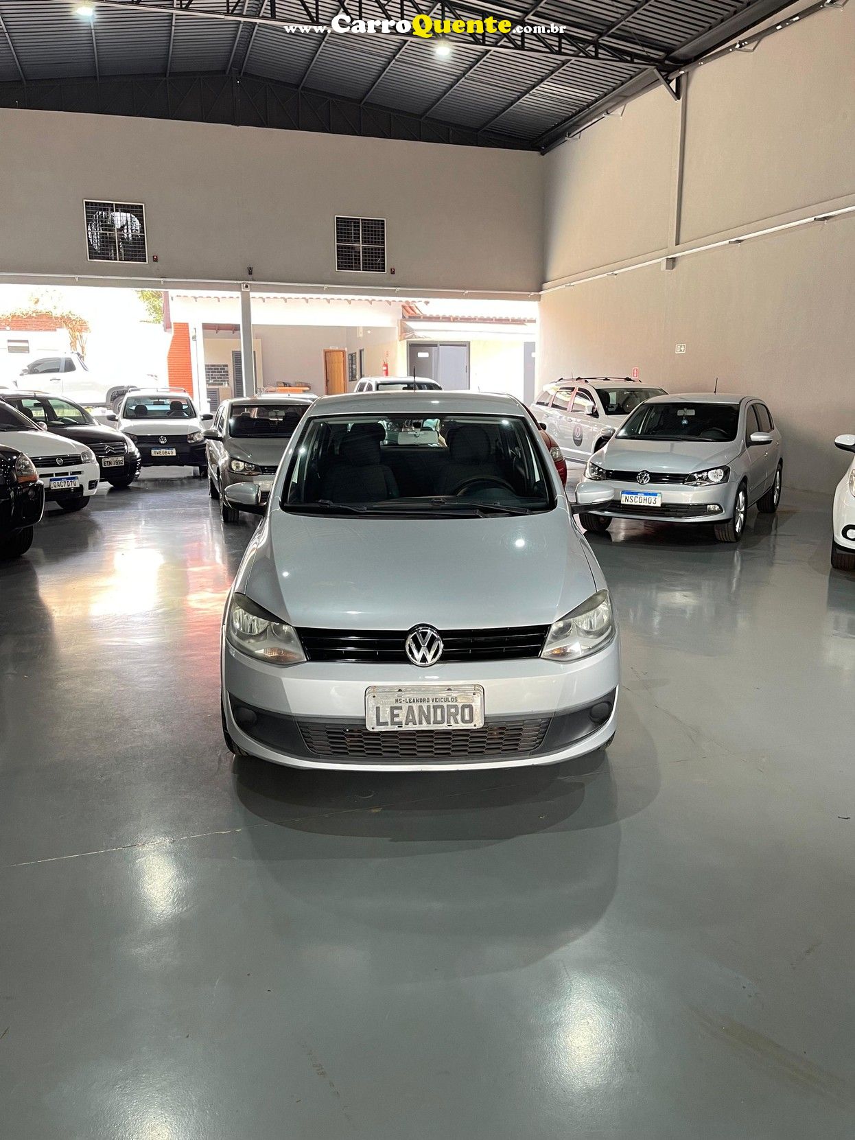 VOLKSWAGEN FOX 1.6 MI 8V - Loja